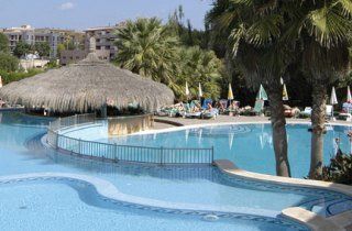 Hotel Hotetur Lago Playa Cala Ratjada  Exterior photo